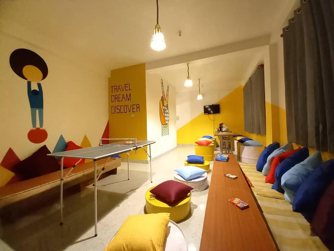 Nomads Hostel Tosh Екстер'єр фото