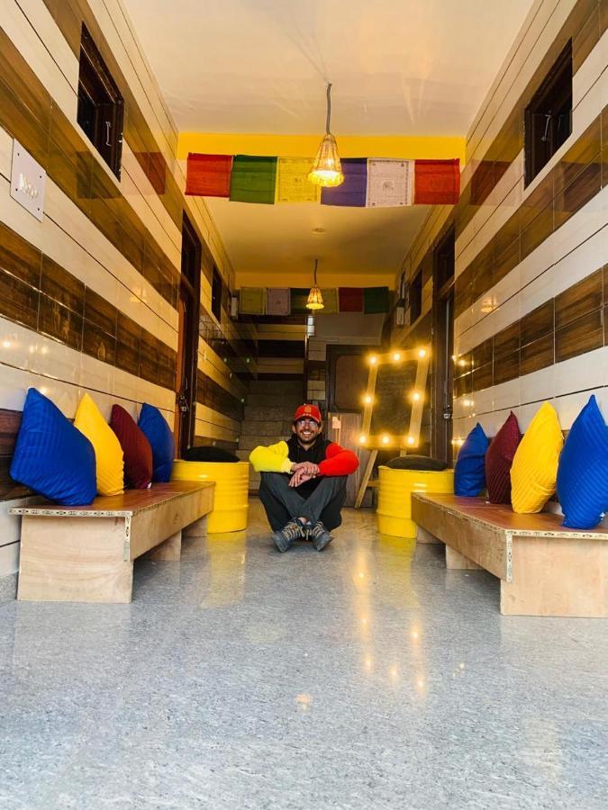 Nomads Hostel Tosh Екстер'єр фото