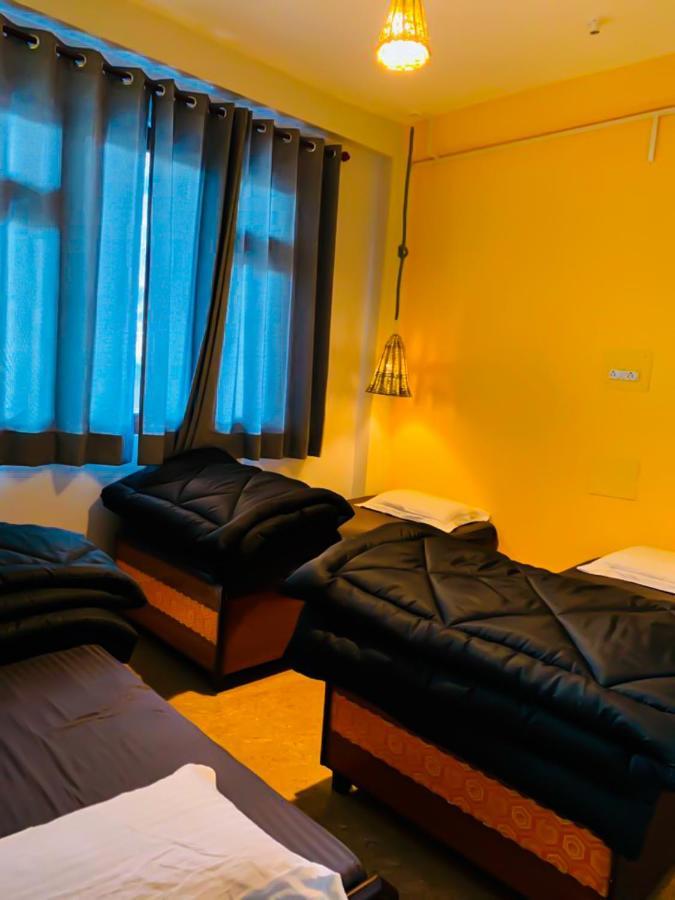 Nomads Hostel Tosh Екстер'єр фото