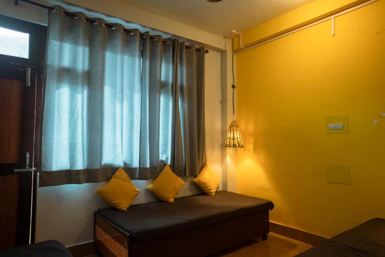 Nomads Hostel Tosh Екстер'єр фото