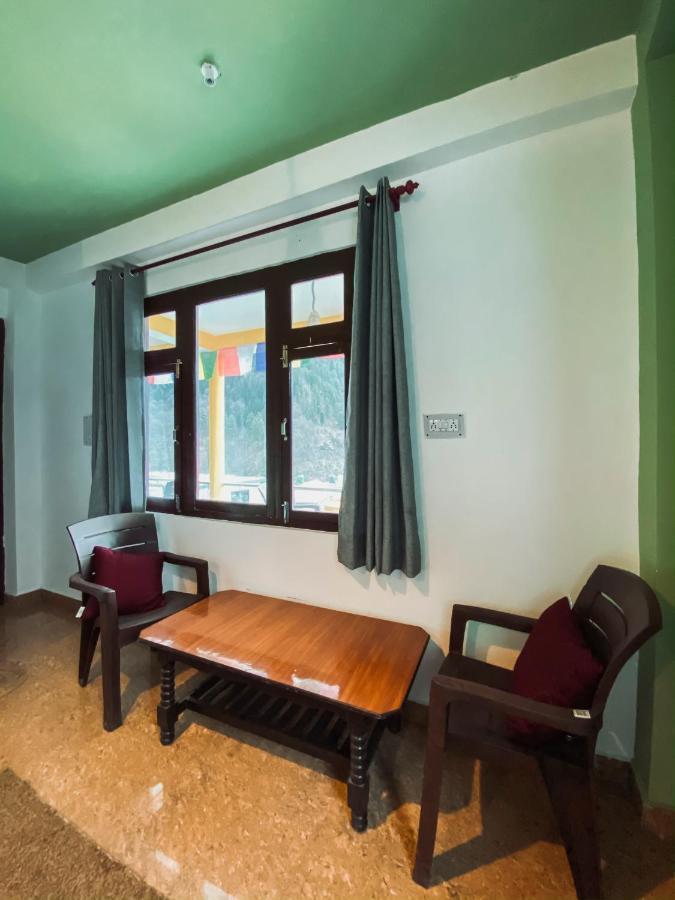 Nomads Hostel Tosh Екстер'єр фото