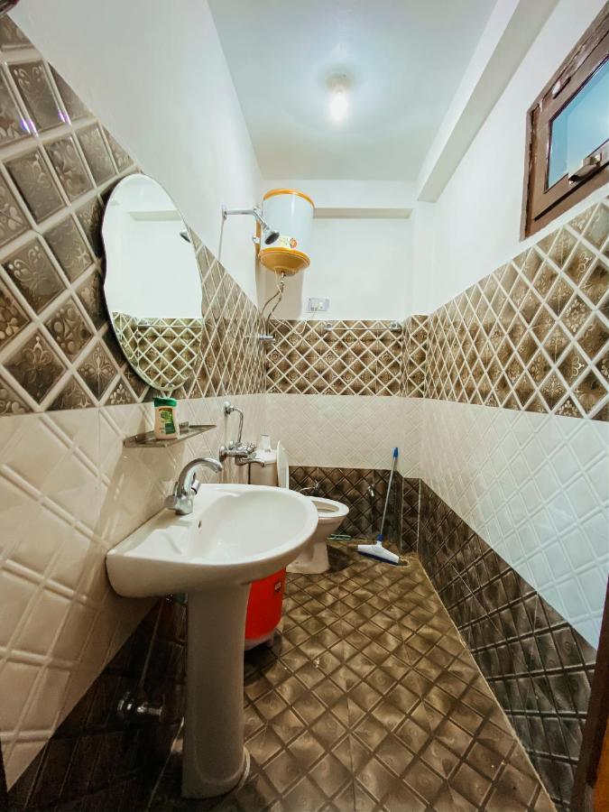Nomads Hostel Tosh Екстер'єр фото